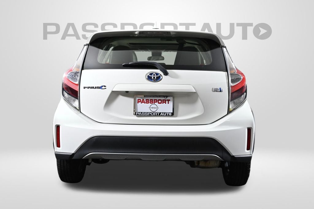 2018 Toyota Prius c Four