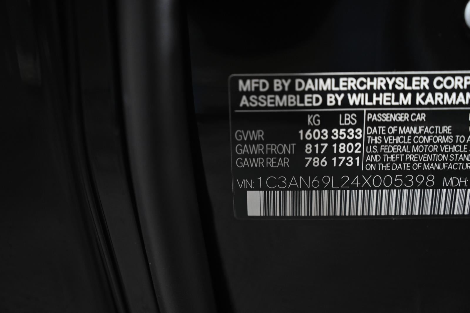 2004 Chrysler Crossfire 2dr Cpe