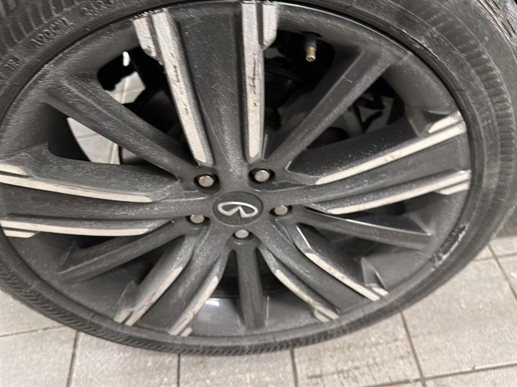 2021 INFINITI QX50 LUXE