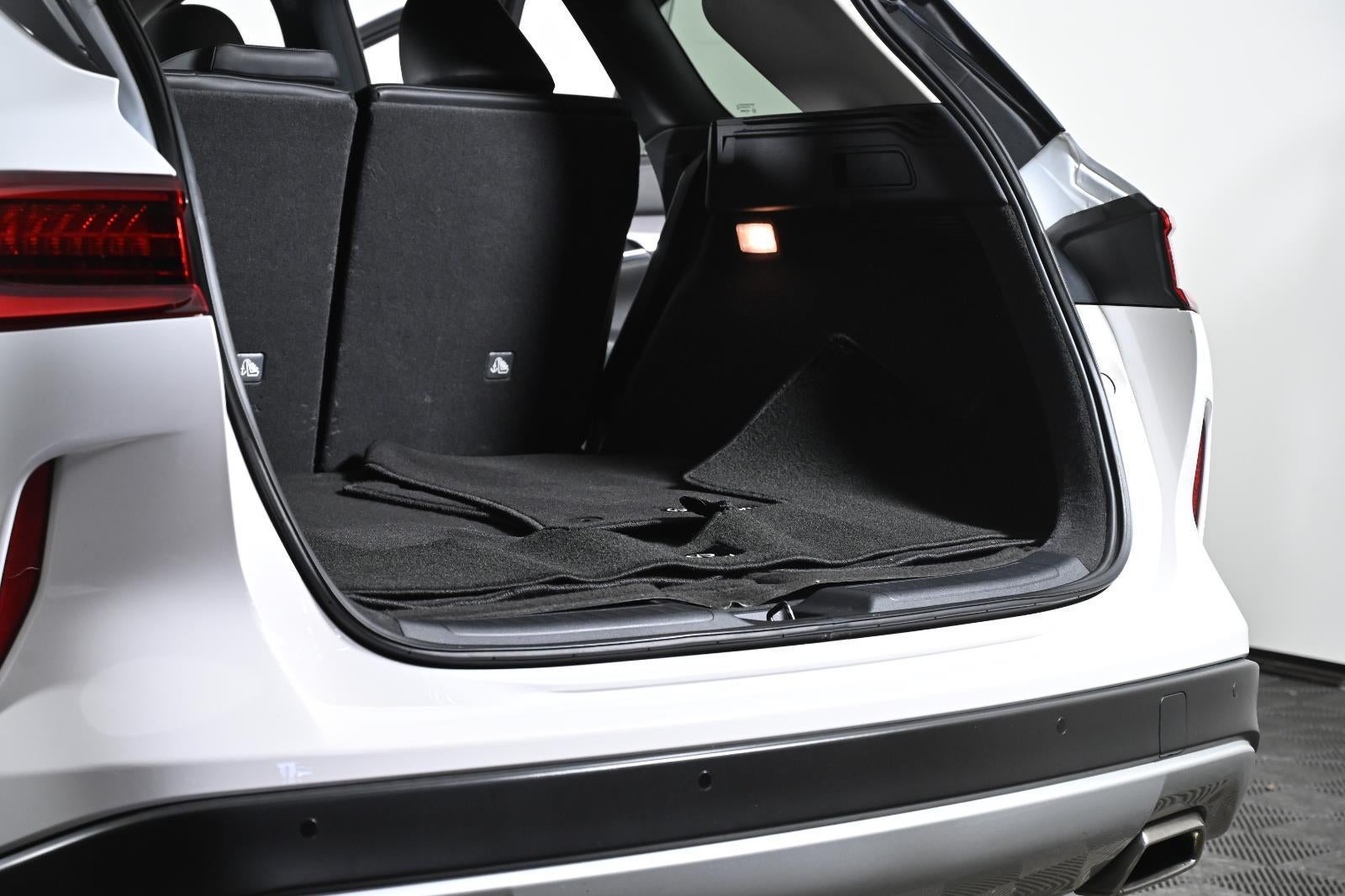 2022 INFINITI QX50 LUXE