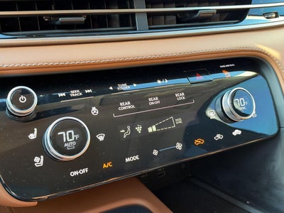 2025 INFINITI QX60 SENSORY