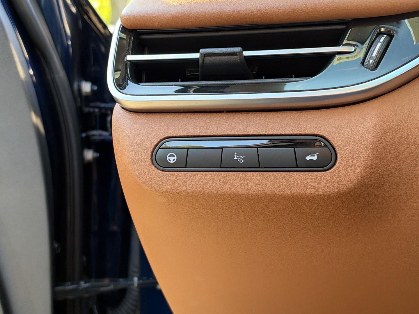 2025 INFINITI QX60 SENSORY