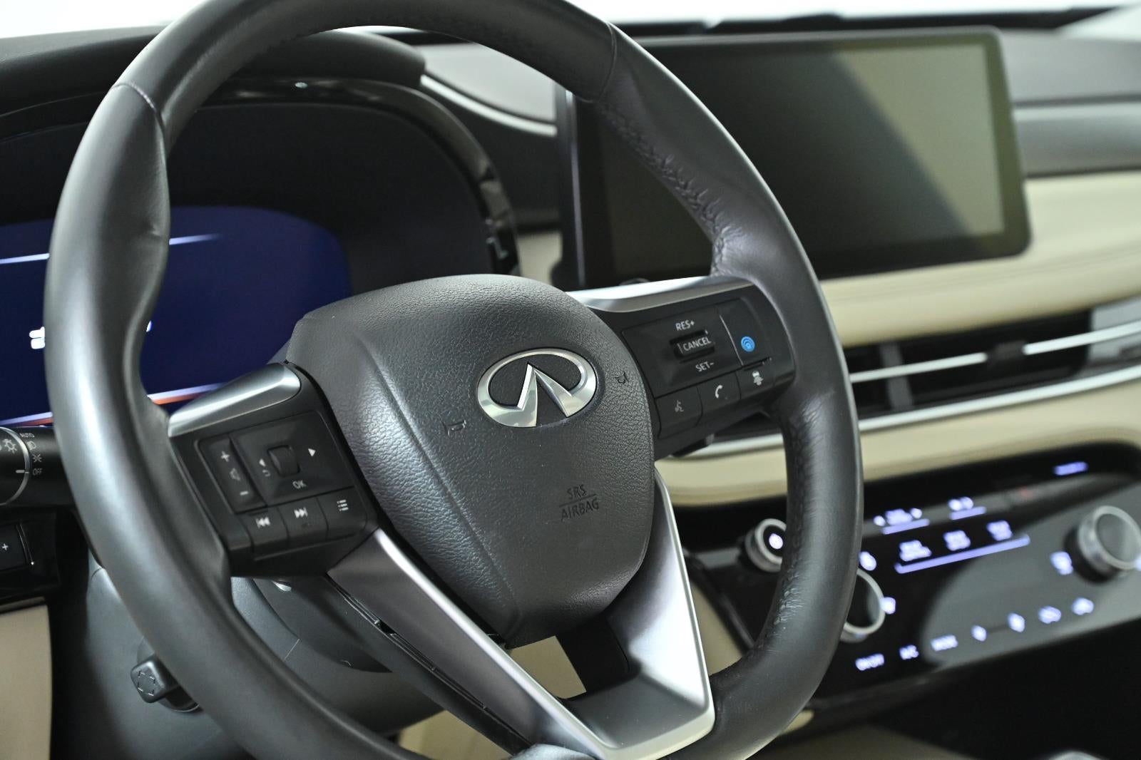 2022 INFINITI QX60 LUXE