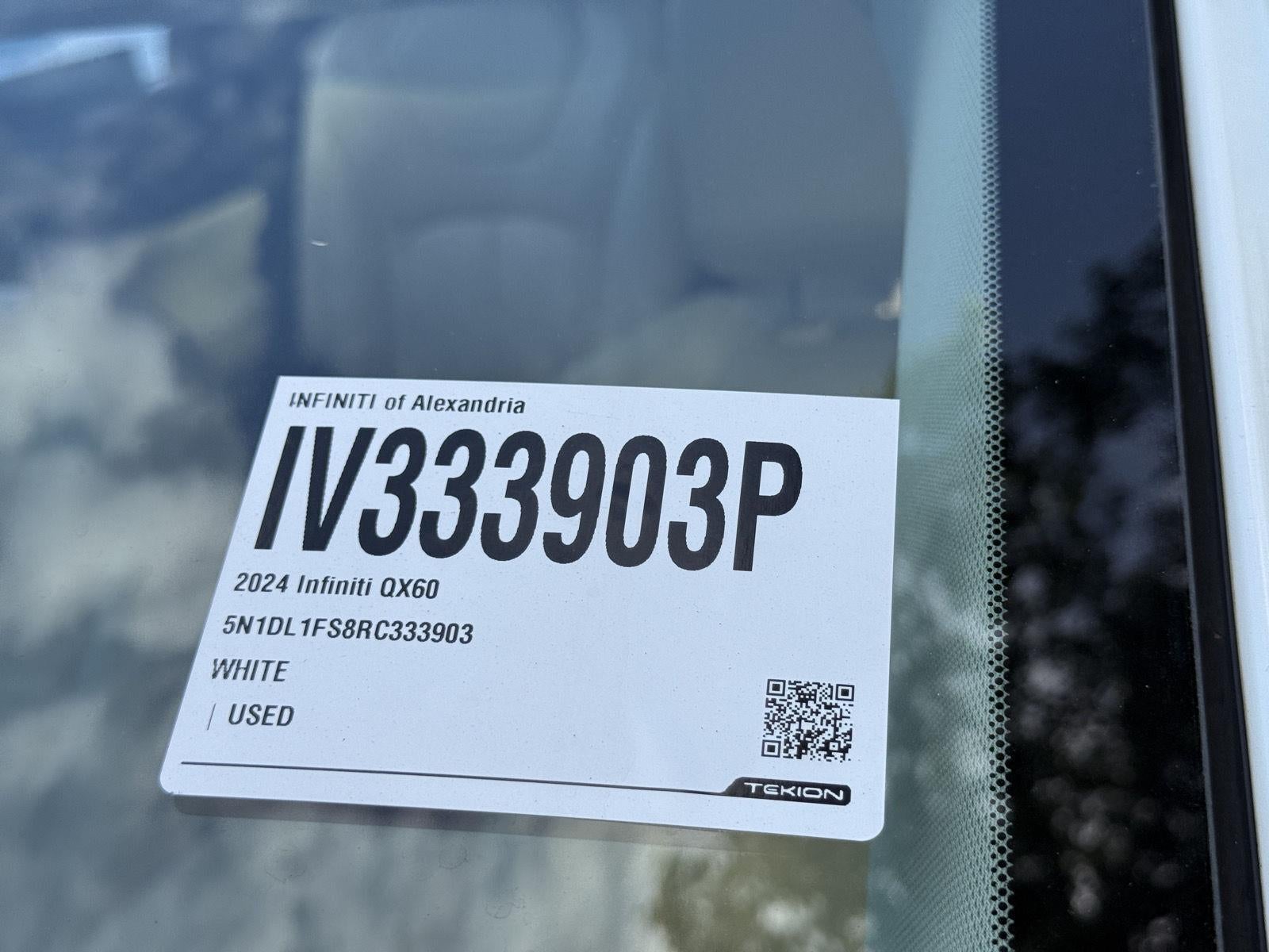 2024 INFINITI QX60 LUXE