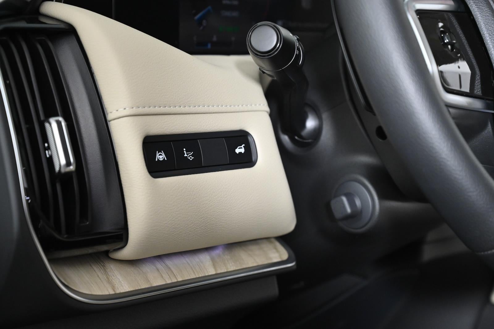 2025 Nissan Armada Platinum