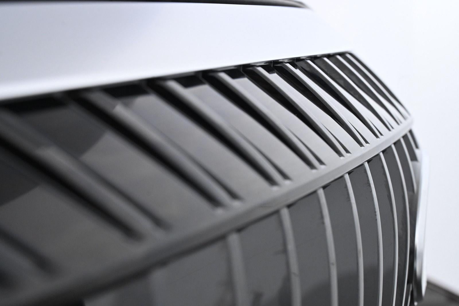 2026 INFINITI Qx80 PURE