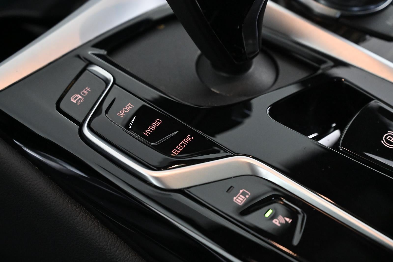 2023 BMW 5 Series 530e xDrive