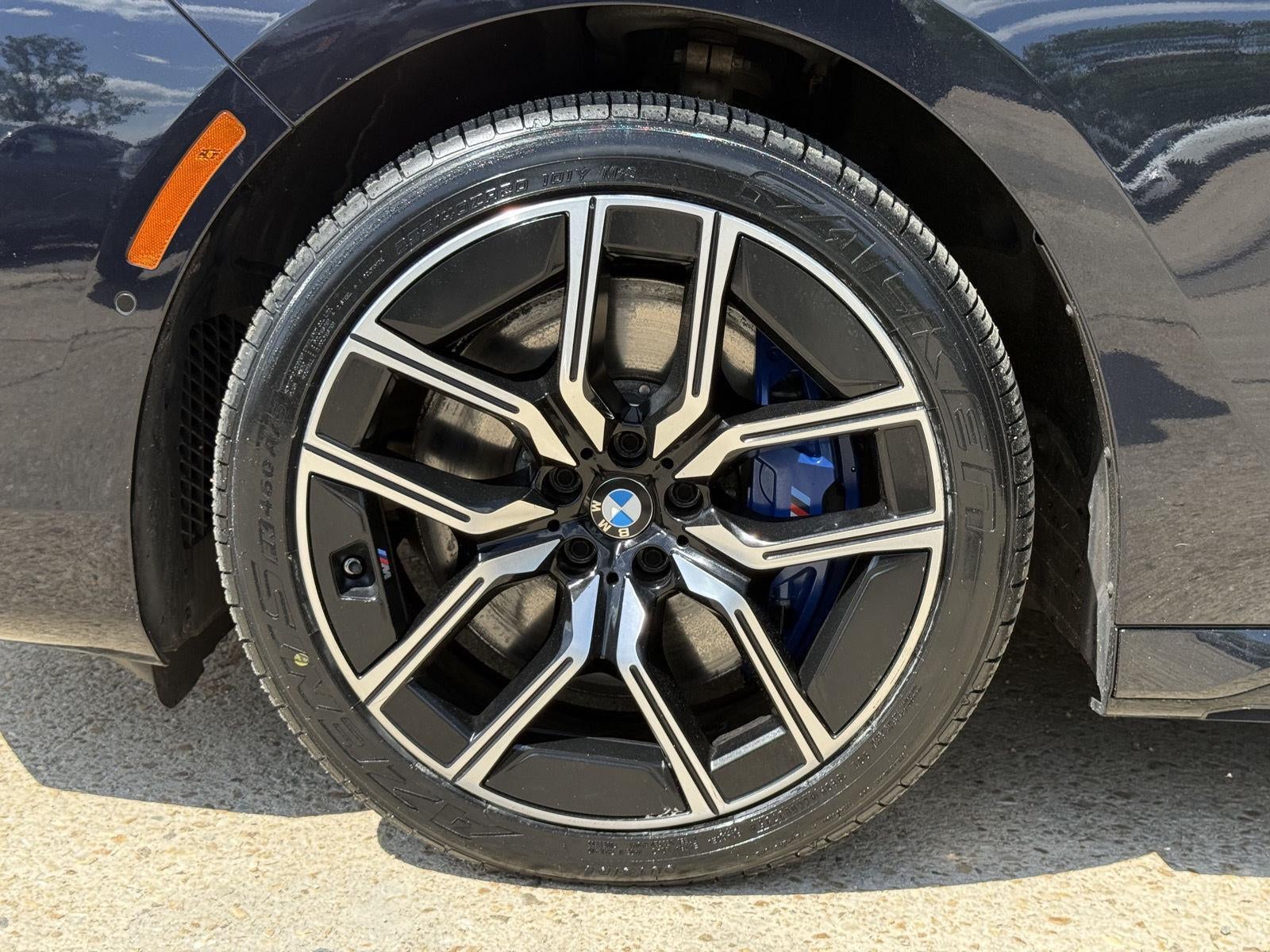 2023 BMW 7 Series 760i xDrive