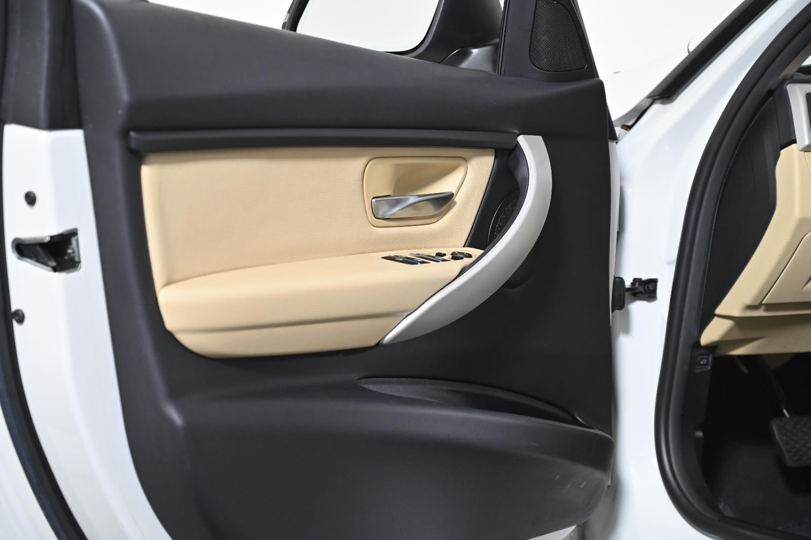 2018 BMW 3 Series 320i xDrive