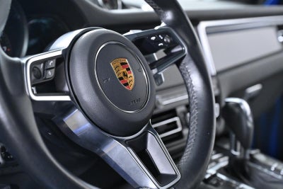 2021 Porsche Macan AWD