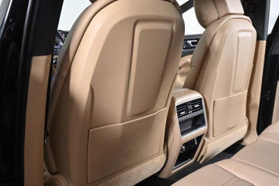 2023 Porsche Cayenne Base