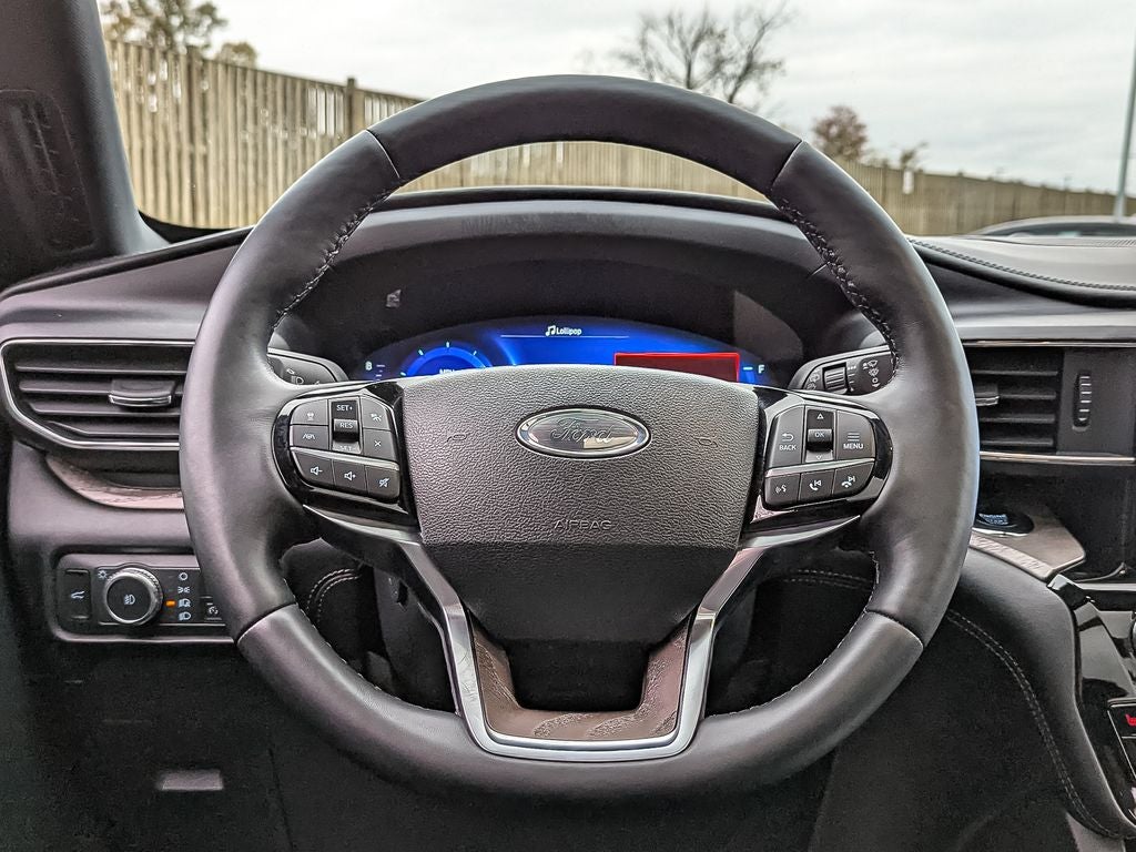 2022 Ford Explorer Platinum