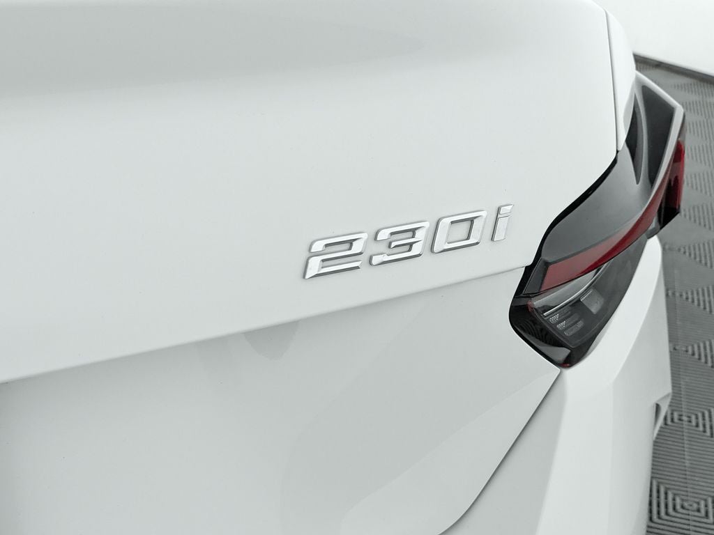 2022 BMW 230i 230i