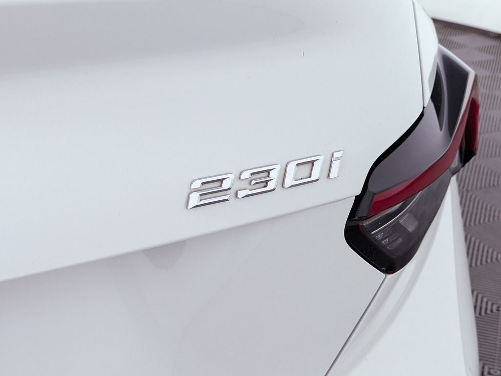 2022 BMW 230i 230i