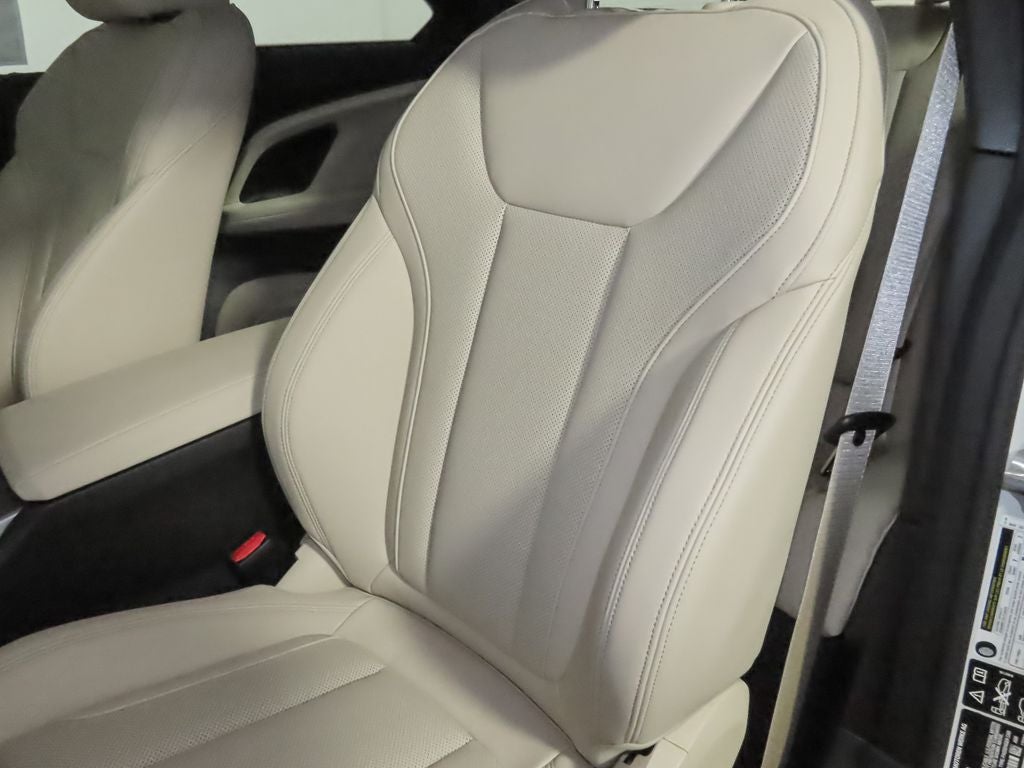 2025 BMW 2 Series 230i xDrive