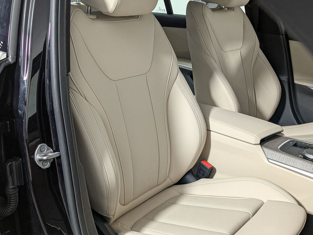 2025 BMW 3 Series 330i xDrive