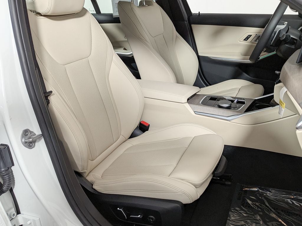 2025 BMW 330i xDrive 330i xDrive