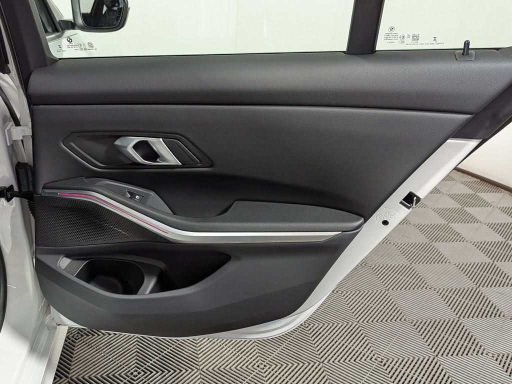 2025 BMW 330i xDrive 330i xDrive