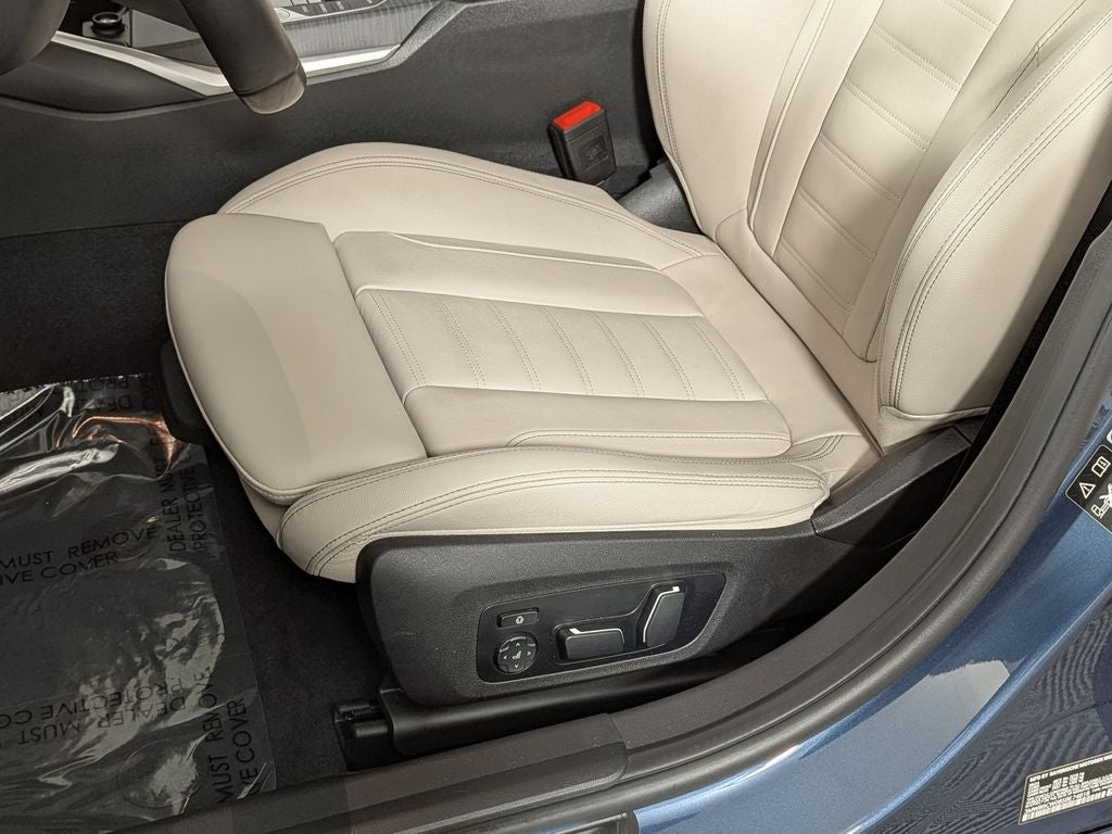 2025 BMW 3 Series 330i xDrive