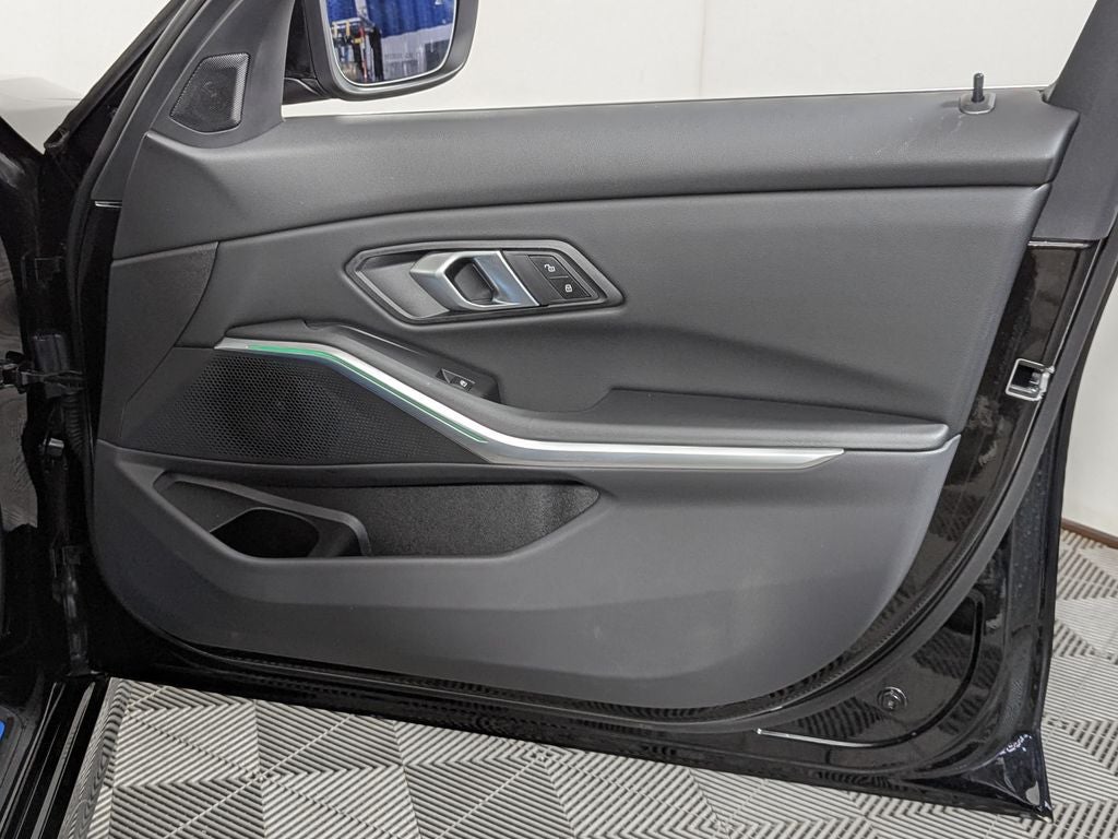 2025 BMW 330i xDrive 330i xDrive