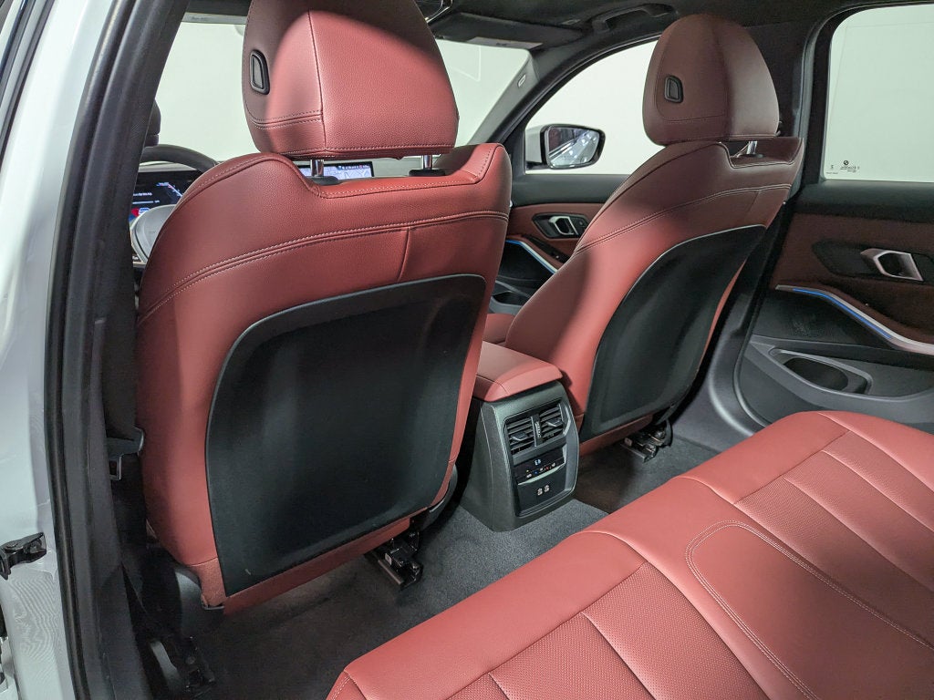 2024 BMW 330i xDrive 330i xDrive
