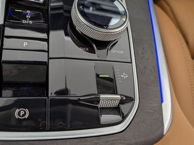 2023 BMW X7 xDrive40i