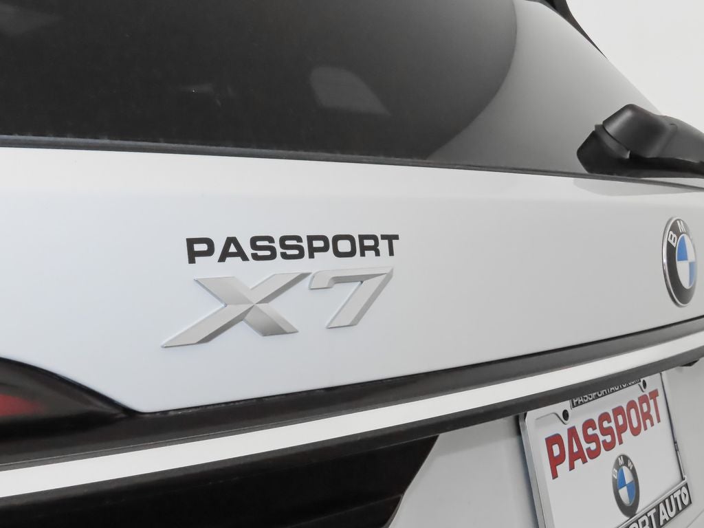 2025 BMW X7 xDrive40i