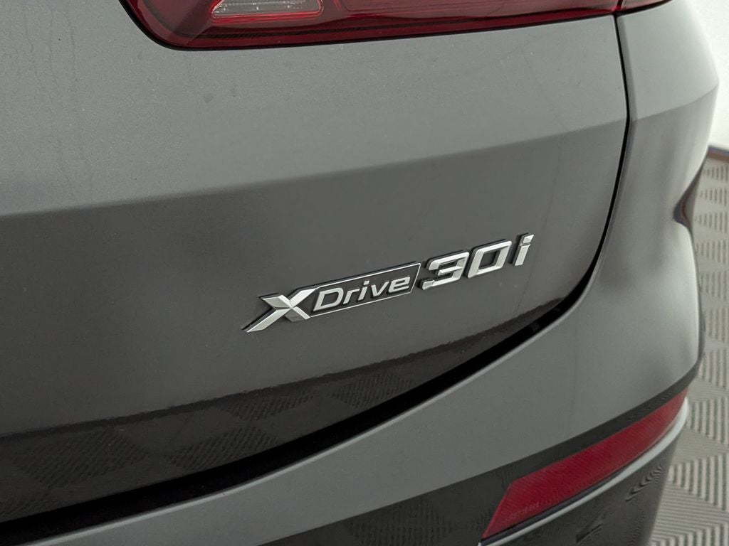 2023 BMW X4 xDrive30i