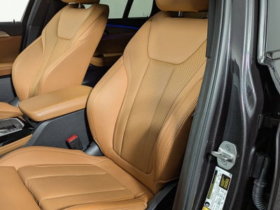 2023 BMW X4 xDrive30i