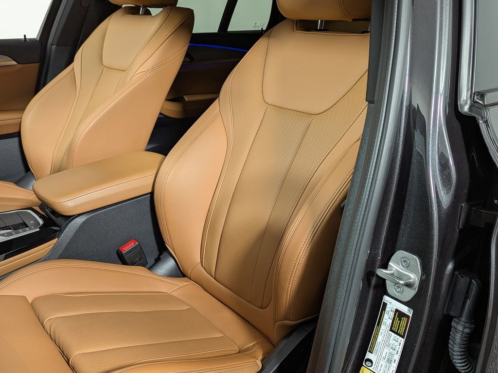 2023 BMW X4 xDrive30i