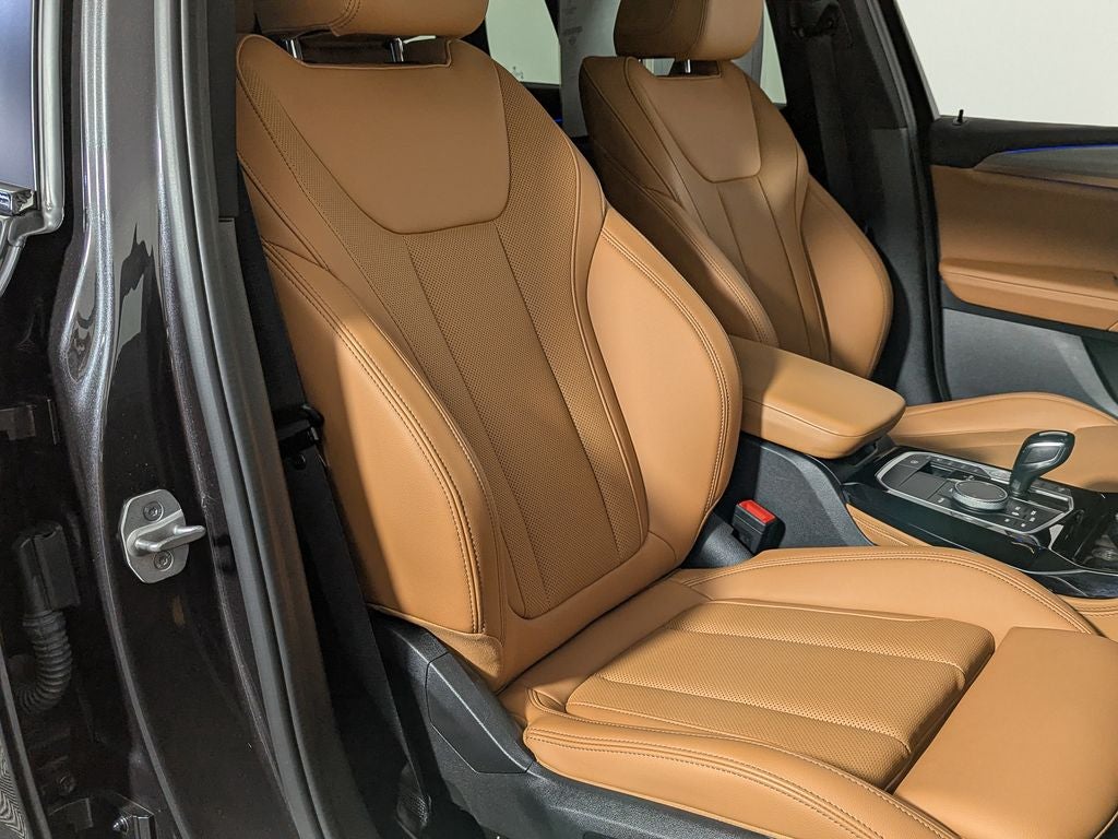 2023 BMW X4 xDrive30i