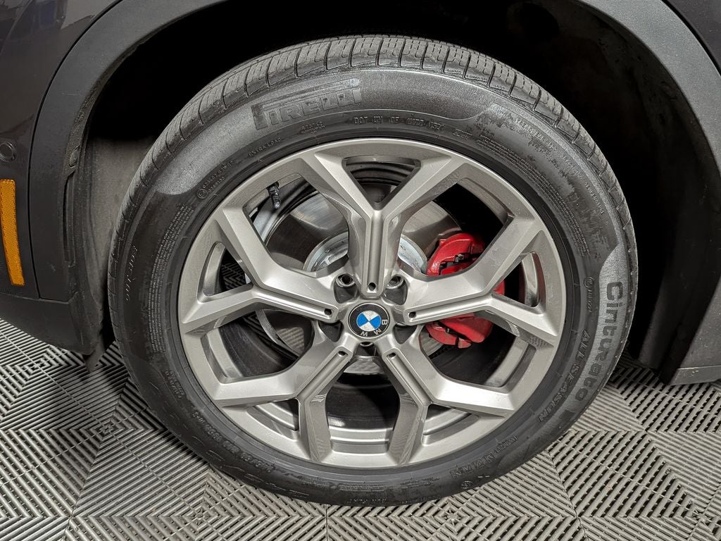 2023 BMW X4 xDrive30i