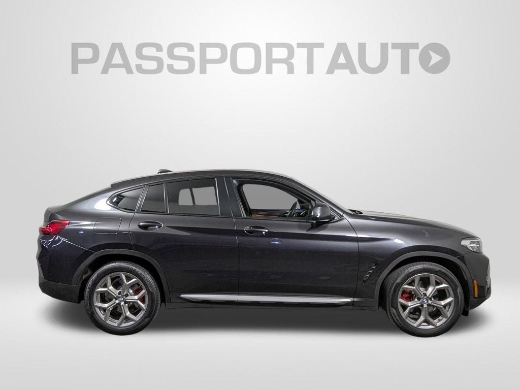2023 BMW X4 xDrive30i