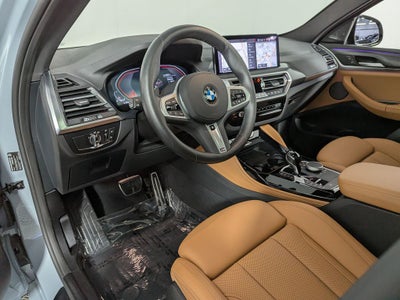 2025 BMW X4 xDrive30i