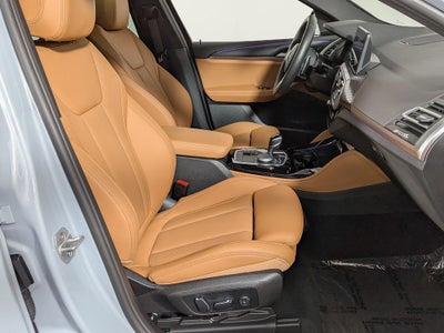 2025 BMW X4 xDrive30i
