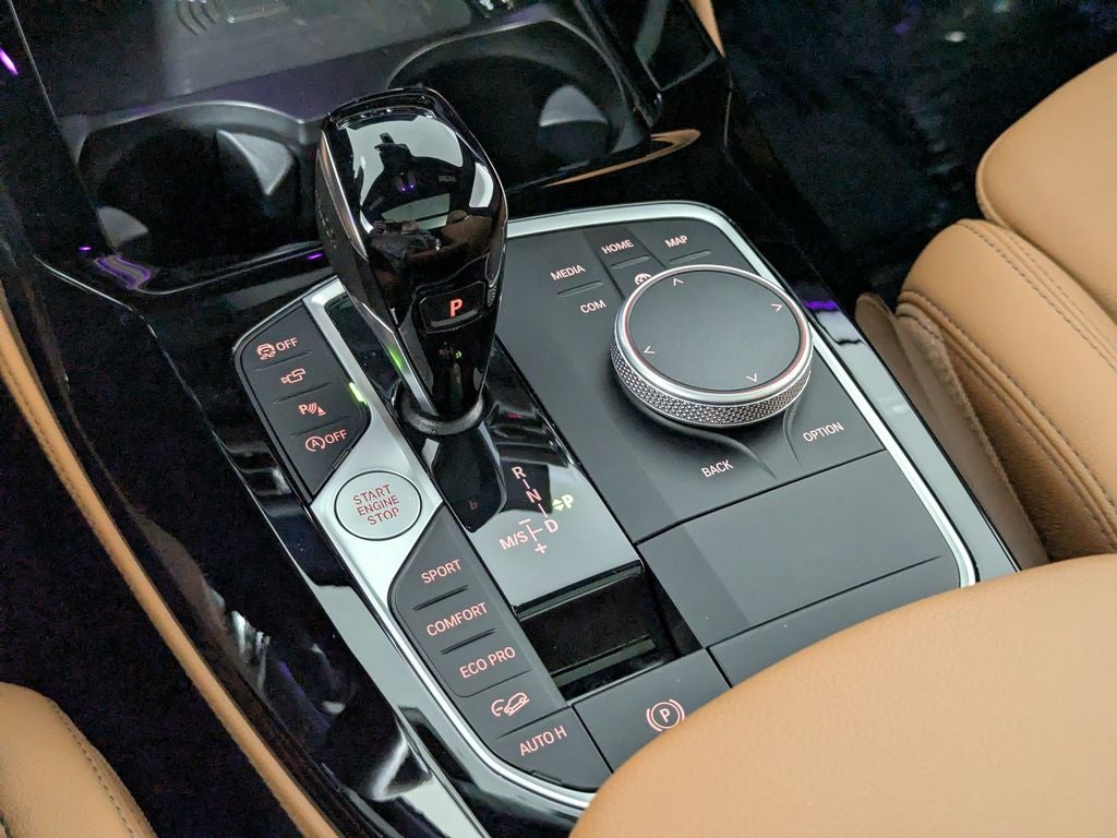 2025 BMW X4 xDrive30i