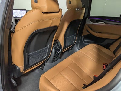 2025 BMW X4 xDrive30i