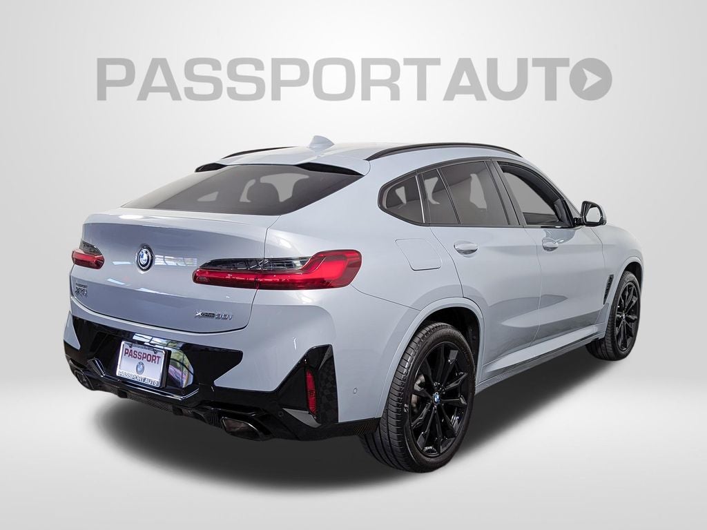 2025 BMW X4 xDrive30i