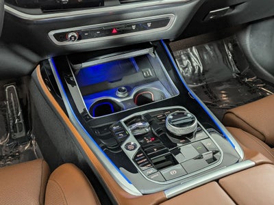 2024 BMW X7 M60i