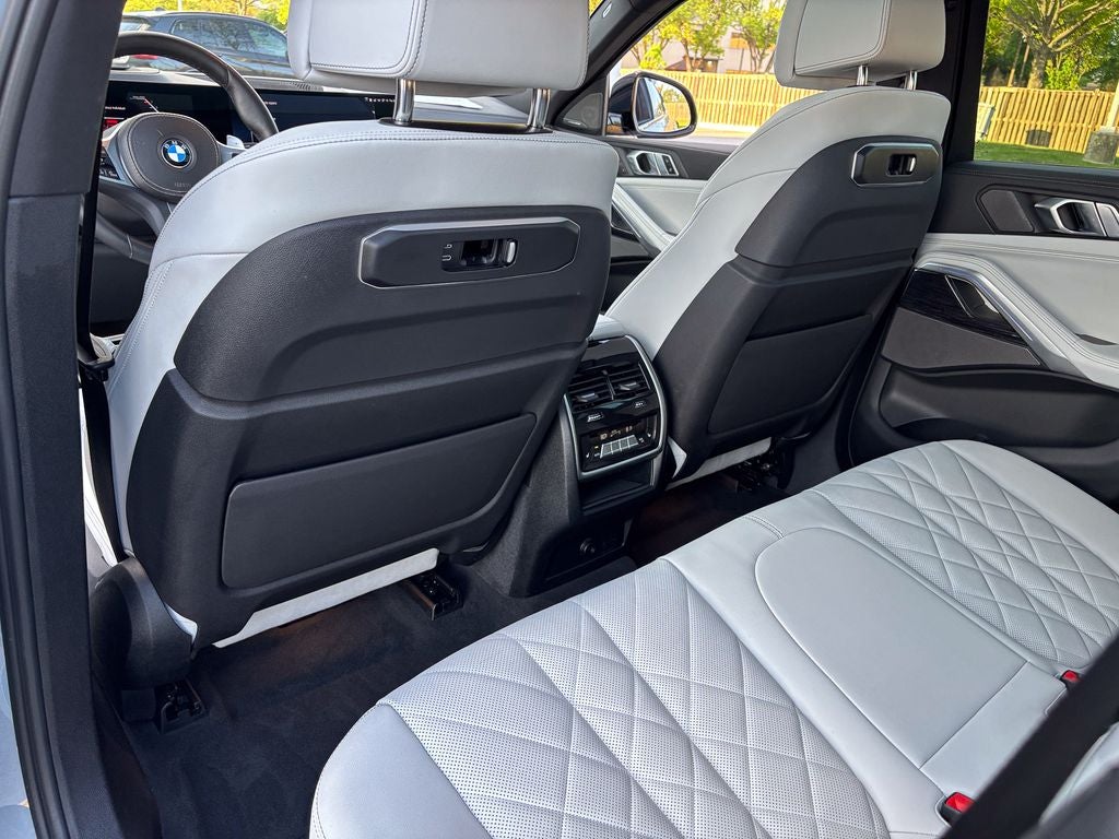 2024 BMW X6 xDrive40i