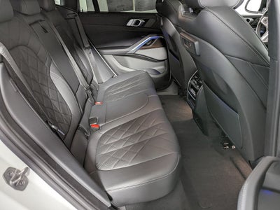 2023 BMW X6 xDrive40i