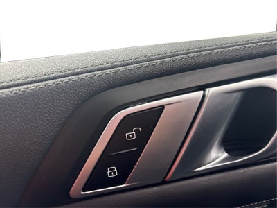 2022 BMW X5 xDrive45e