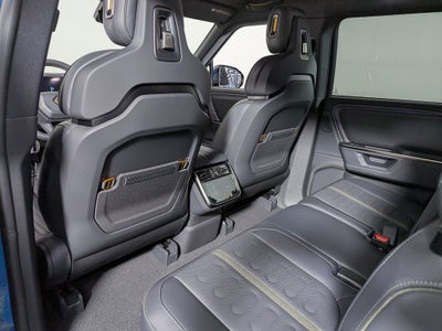 2026 Rivian R1S Base