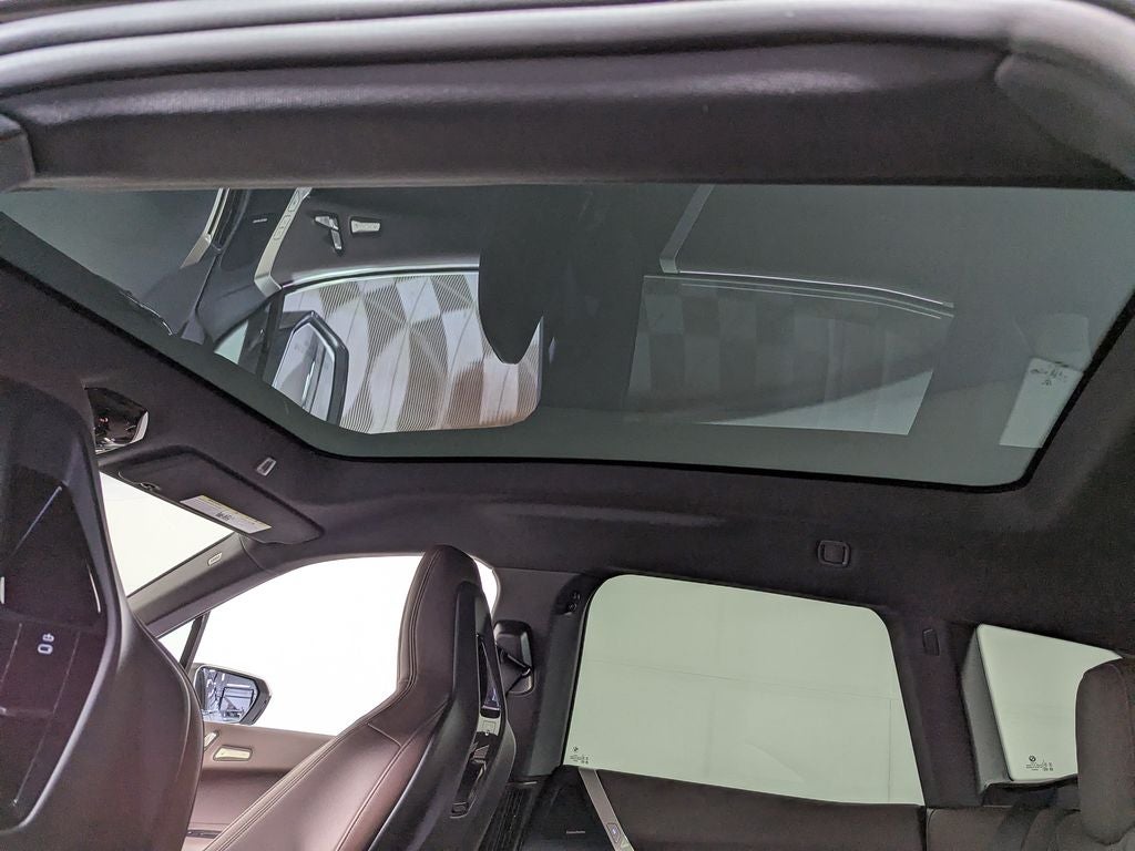 2025 BMW iX xDrive50