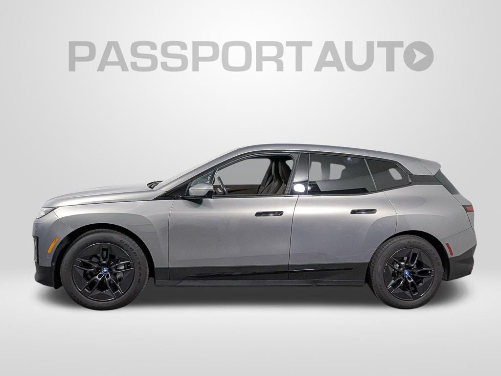 2025 BMW iX xDrive50