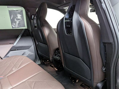 2025 BMW iX xDrive50