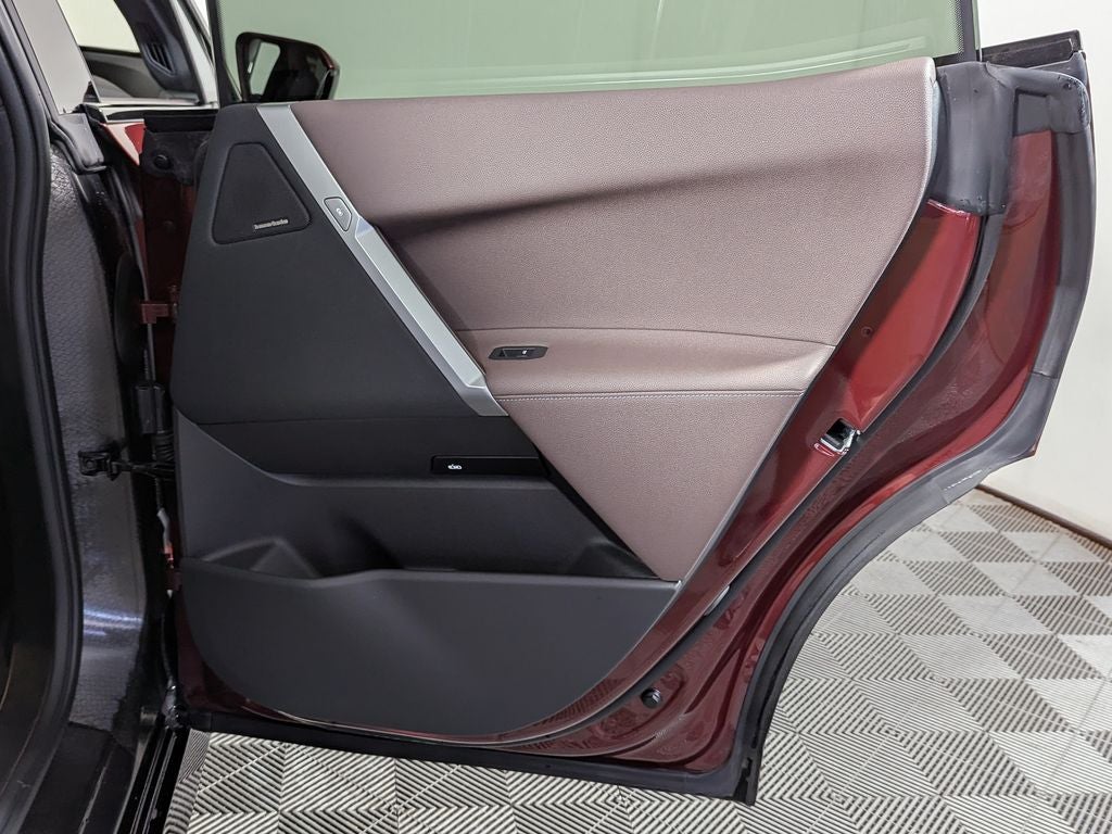 2025 BMW iX xDrive50