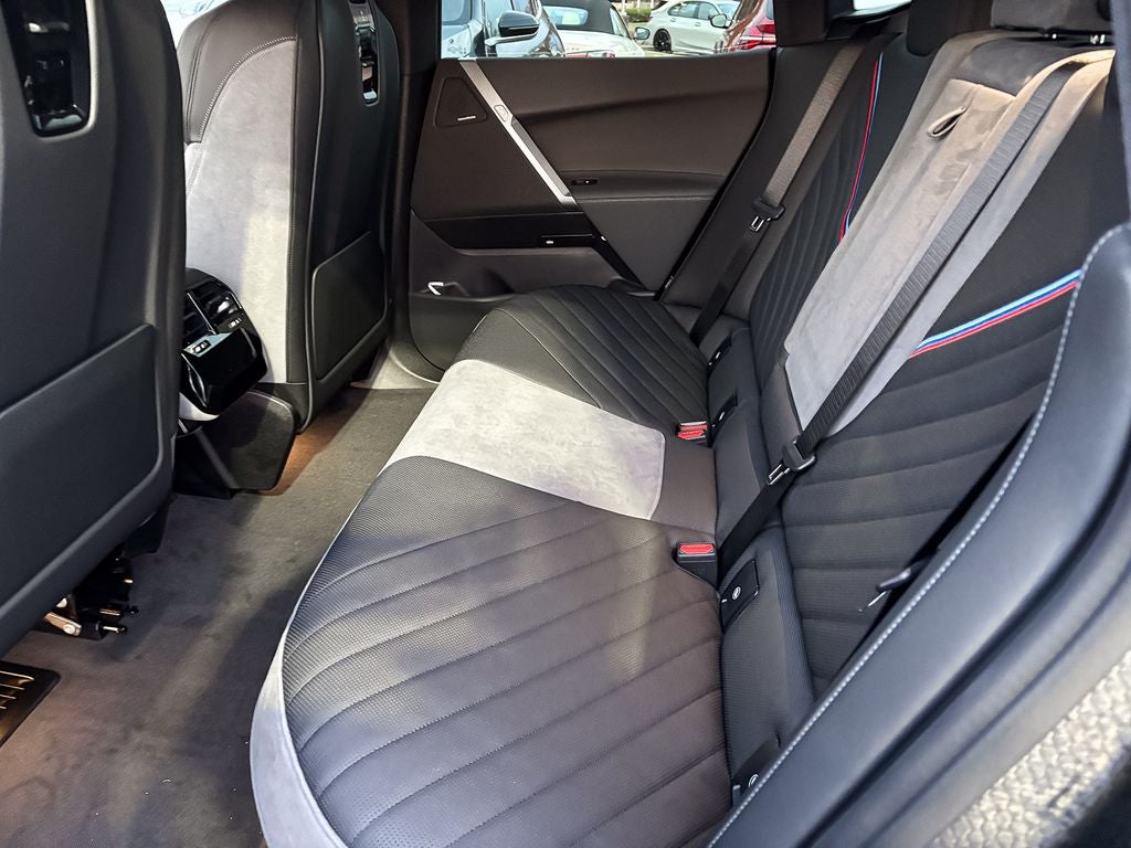 2026 BMW iX xDrive45