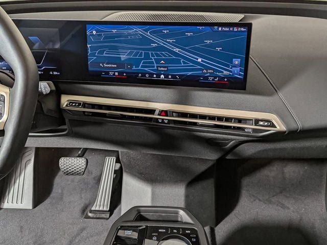 2026 BMW iX xDrive60