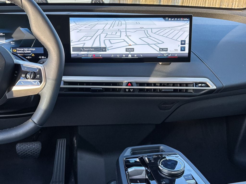 2026 BMW iX xDrive60